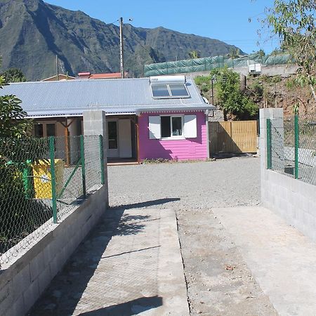Les Cases Pres Du Lac Cilaos Bagian luar foto